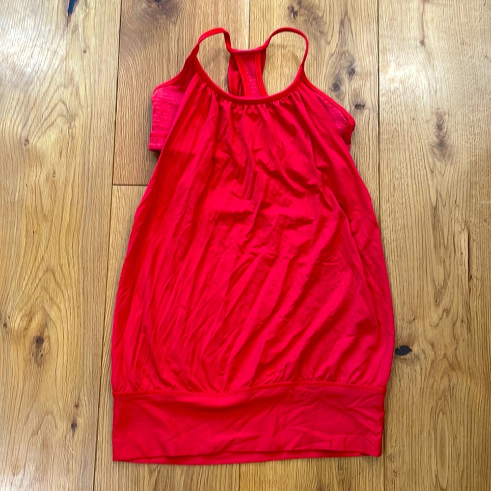 Lululemon Tank w/ Built-in Bra